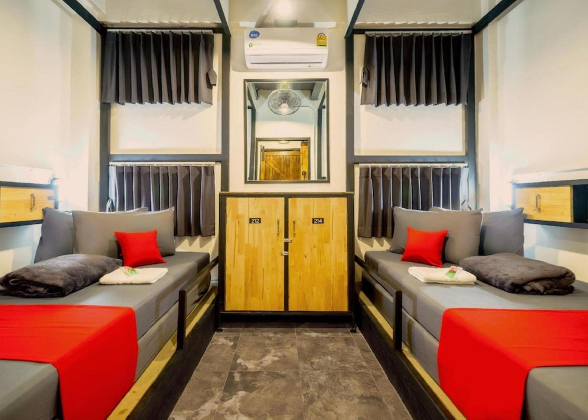 Episode 11 Hostel Sukhumvit Bangkok Luaran gambar