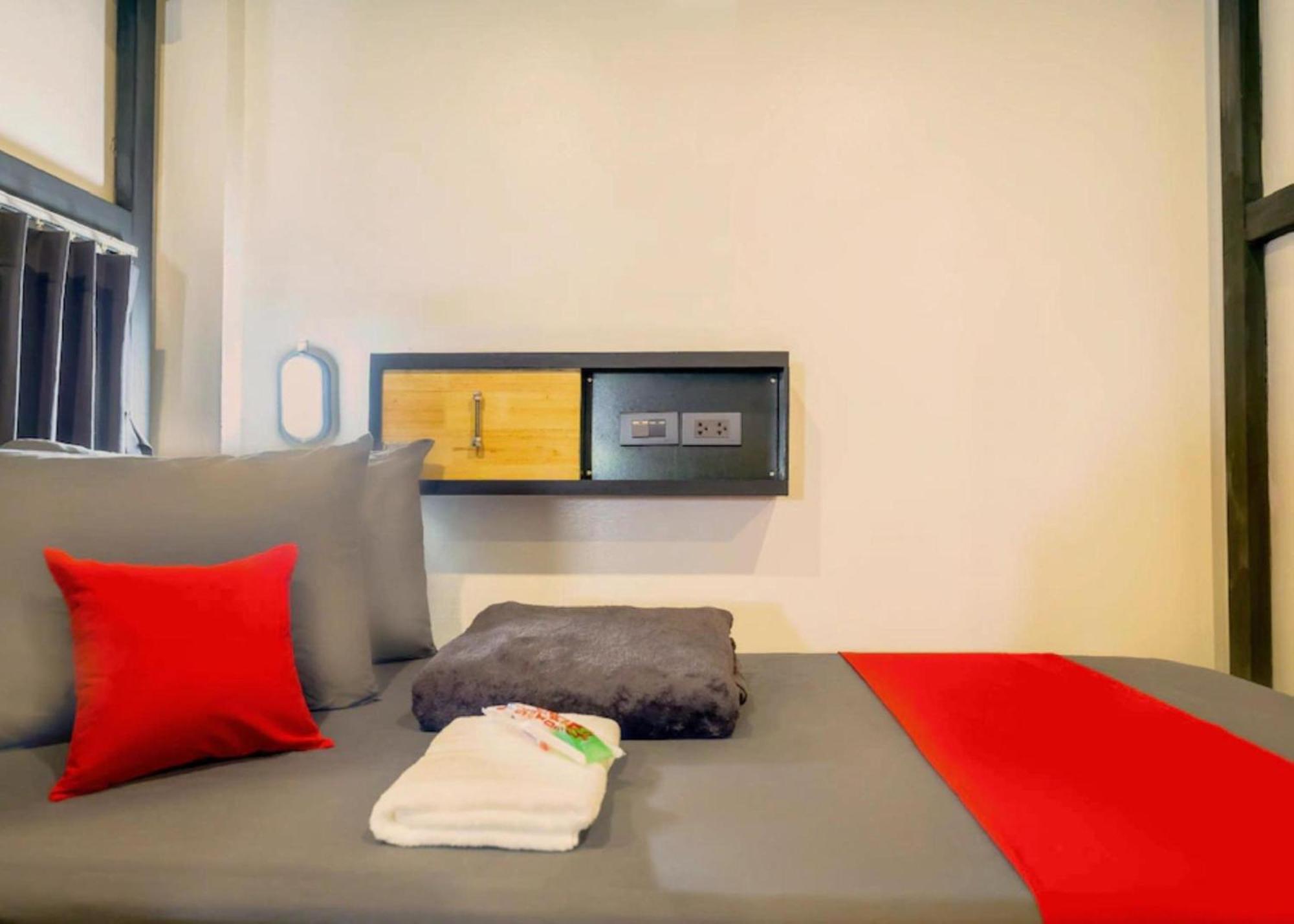 Episode 11 Hostel Sukhumvit Bangkok Luaran gambar